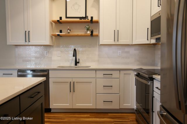 10918 Monkshood Dr 102, Prospect, KY 40059