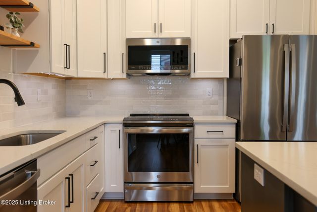 10918 Monkshood Dr 102, Prospect, KY 40059