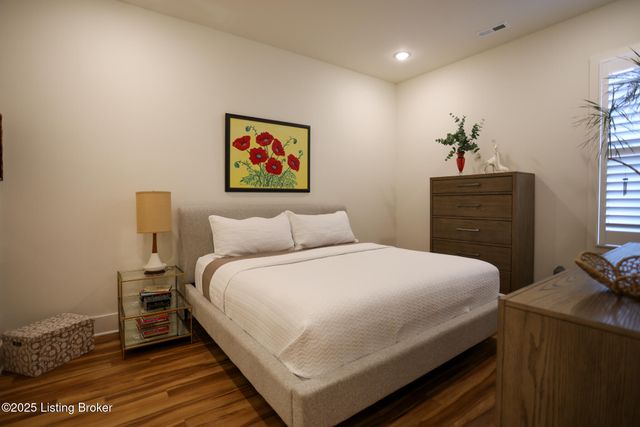 10918 Monkshood Dr 102, Prospect, KY 40059