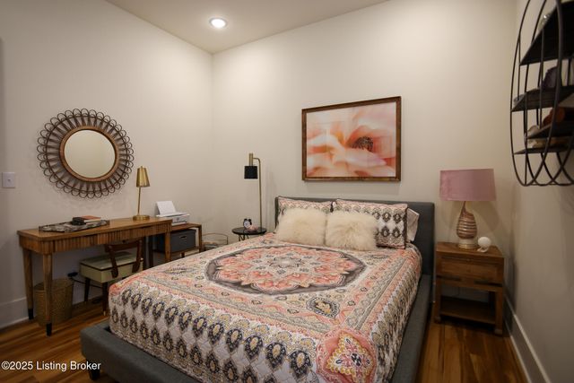 10918 Monkshood Dr 102, Prospect, KY 40059