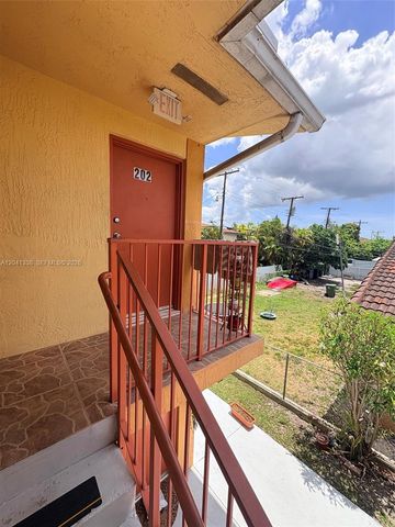 231 E 7th Street 202, Hialeah, FL 33010