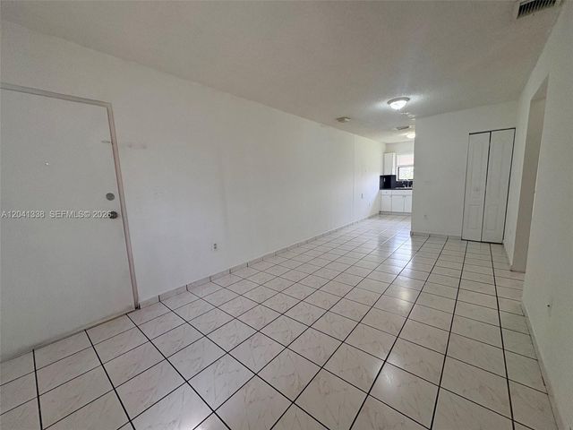 231 E 7th Street 202, Hialeah, FL 33010
