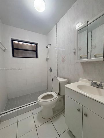 231 E 7th Street 202, Hialeah, FL 33010