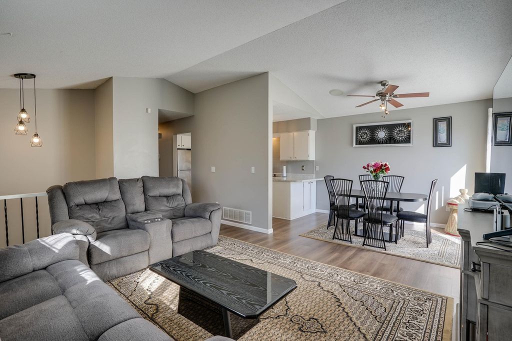 15865 Griffon Path, Apple Valley, MN 55124 — photo 4