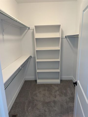 50402 Oakbrooke Drive, New Baltimore, MI 48047