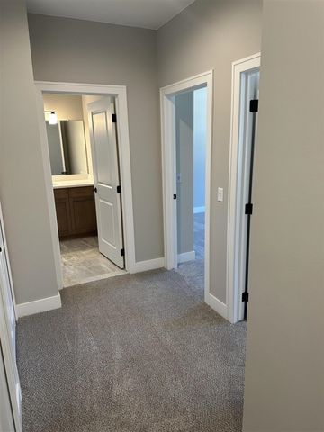 50402 Oakbrooke Drive, New Baltimore, MI 48047