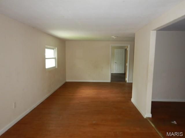 10234 Count Drive, St Louis, MO 63136