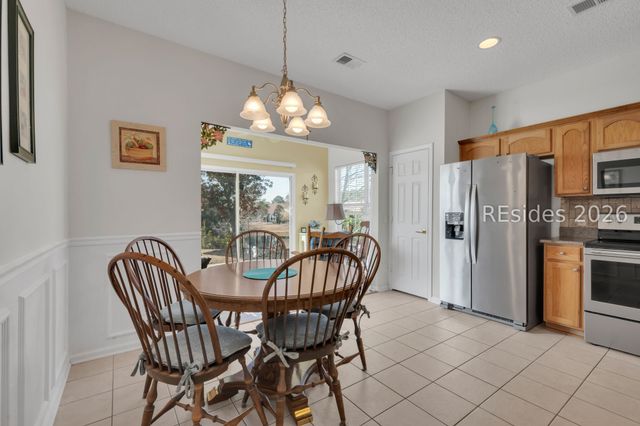 16 Plum Ct, Bluffton, SC 29909