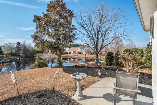 16 Plum Ct, Bluffton, SC 29909