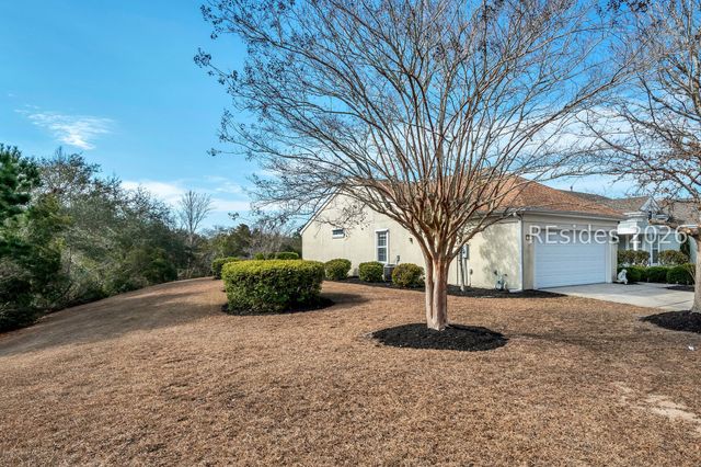 16 Plum Ct, Bluffton, SC 29909