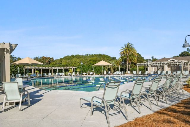 16 Plum Ct, Bluffton, SC 29909