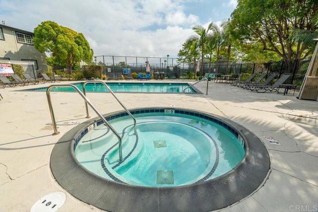 506 Canyon Drive 6, Oceanside, CA 92054