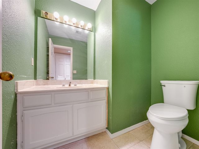 7725 S Erie Avenue, Tulsa, OK 74136