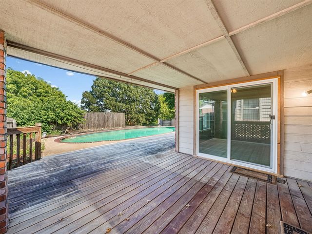 7725 S Erie Avenue, Tulsa, OK 74136