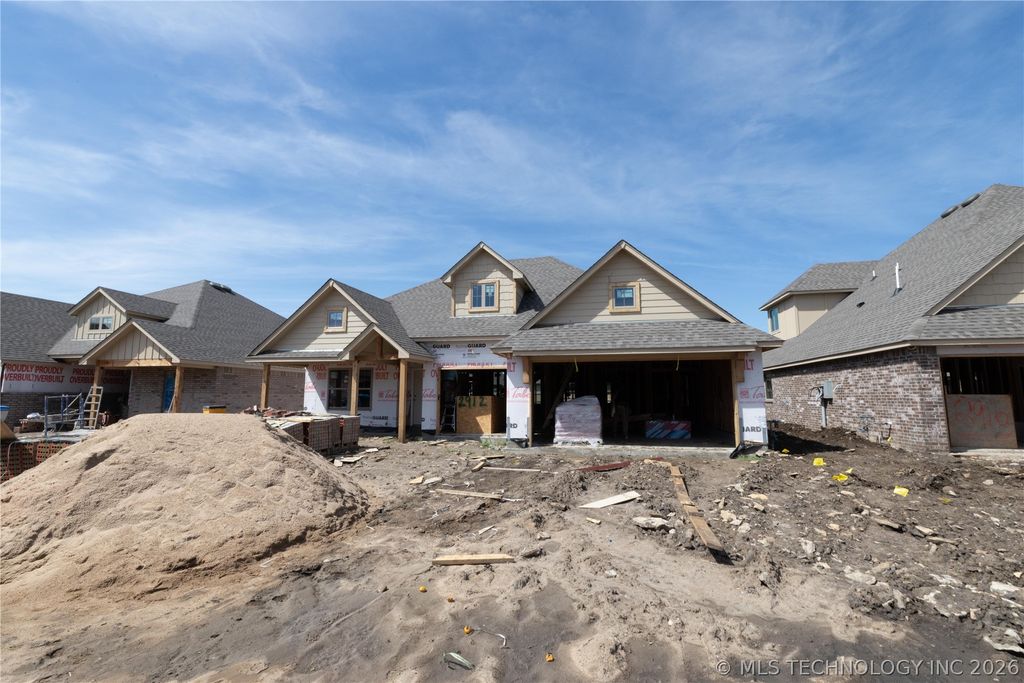 2912 E Northampton Street, Broken Arrow, OK 74014