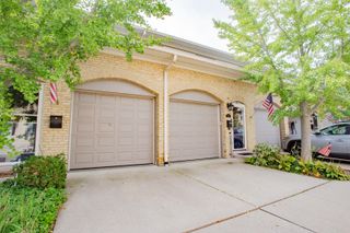 11 Rienzi Lane, Highwood, IL 60040