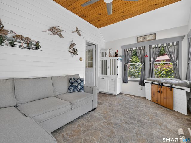 4 Stevens Avenue, Ledyard, CT 06339