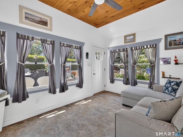 4 Stevens Avenue, Ledyard, CT 06339