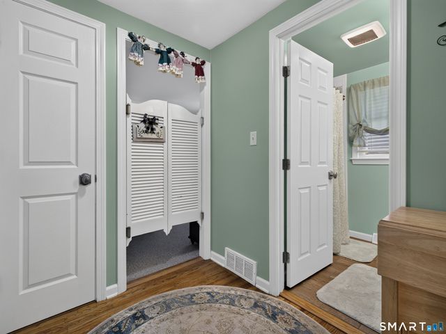 4 Stevens Avenue, Ledyard, CT 06339