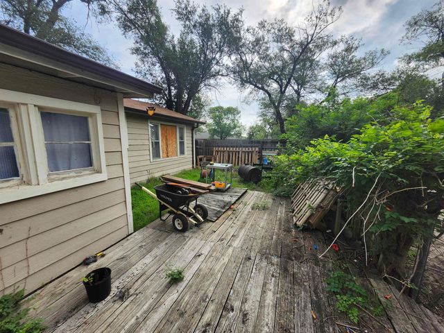 4223 W Zoo Blvd, Wichita, KS 67212