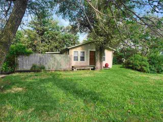 4223 W Zoo Blvd, Wichita, KS 67212