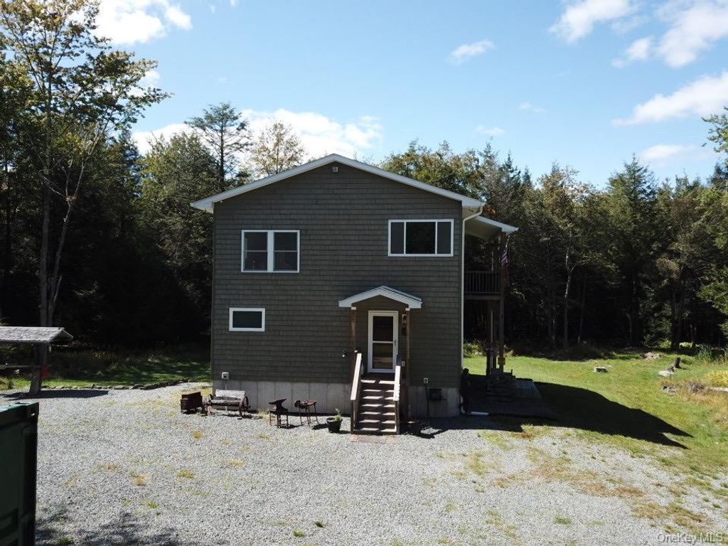 451 Breezy Hill Road, Parksville, NY 12768