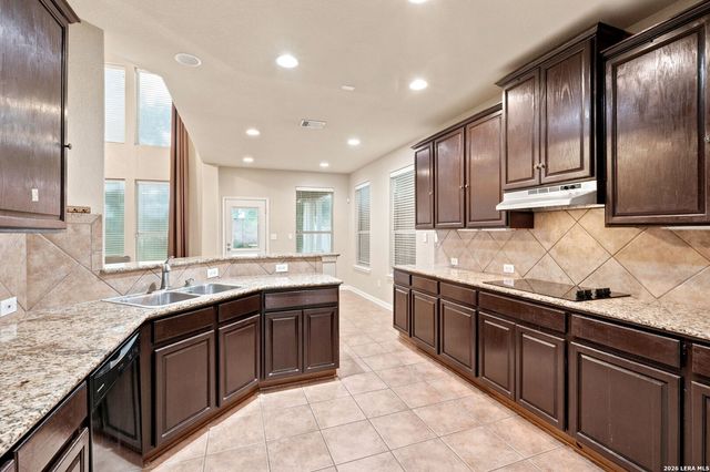 128 RUNNING BRK, Cibolo, TX 78108