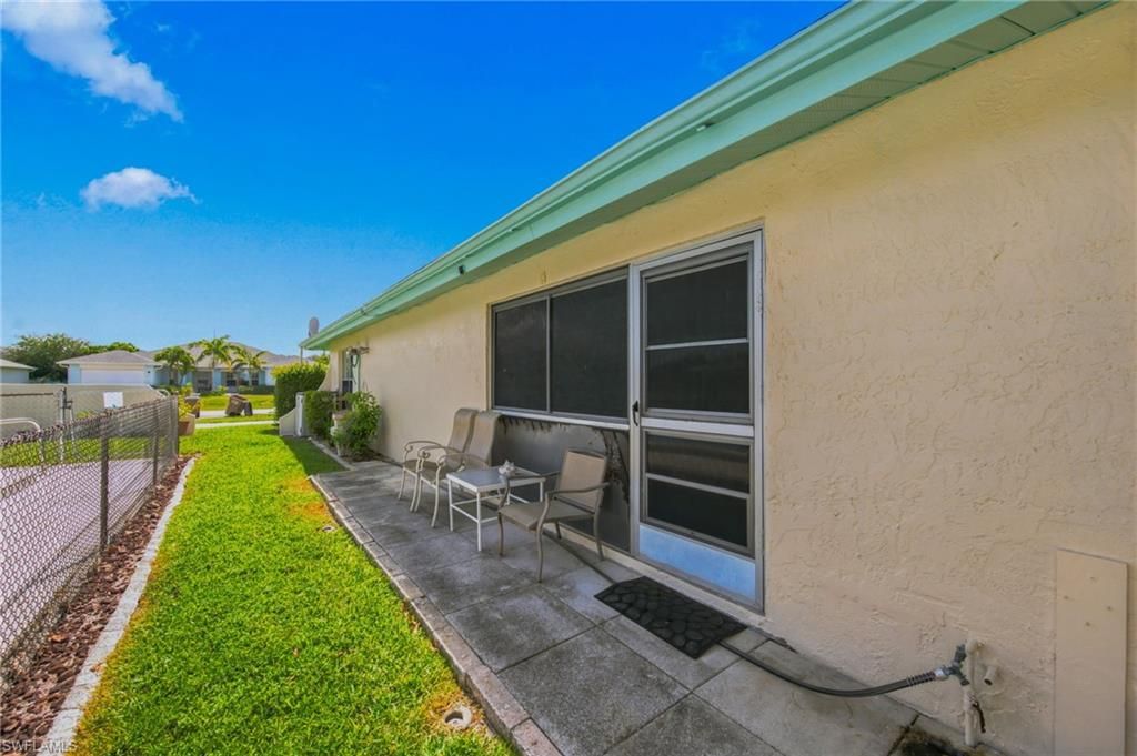 Image 28 of property listing at 4706 4th PL 15, Cape Coral, FL 33904