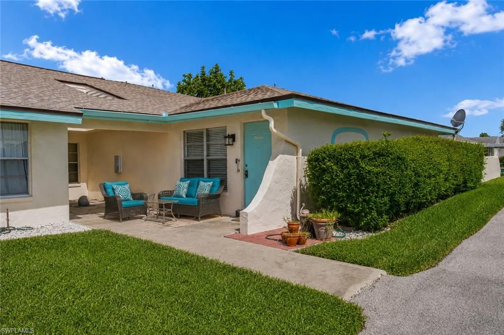 Image 31 of property listing at 4706 4th PL 15, Cape Coral, FL 33904