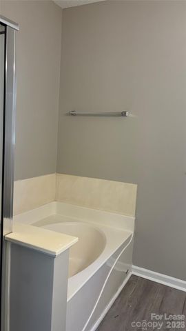 12045 Evergreen Hollow Drive, Charlotte, NC 28269