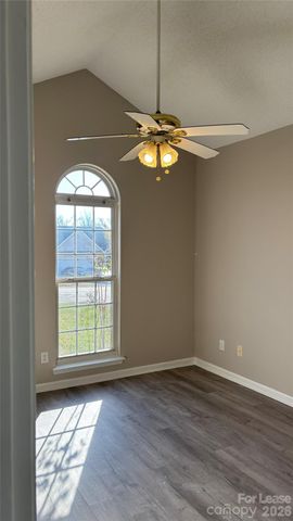 12045 Evergreen Hollow Drive, Charlotte, NC 28269