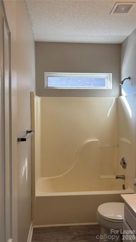 12045 Evergreen Hollow Drive, Charlotte, NC 28269