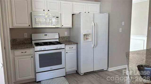 12045 Evergreen Hollow Drive, Charlotte, NC 28269