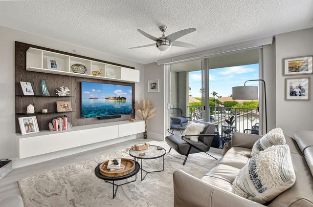 3594 S Ocean Boulevard 302, Highland Beach, FL 33487