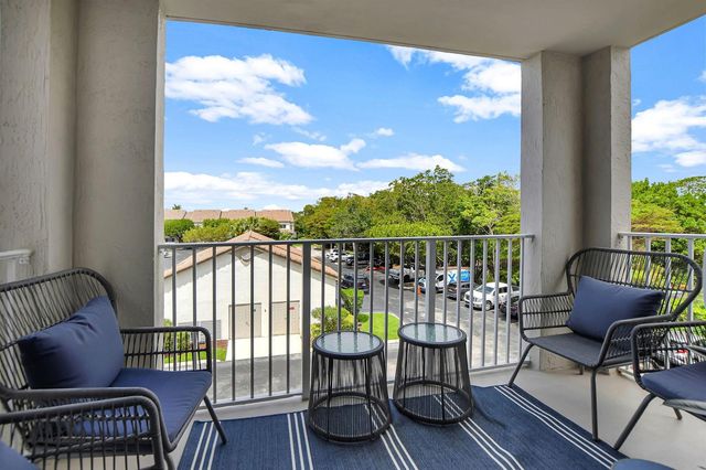 3594 S Ocean Boulevard 302, Highland Beach, FL 33487