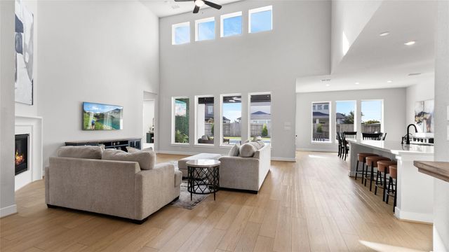 1684 Turner Court, Friendswood, TX 77546