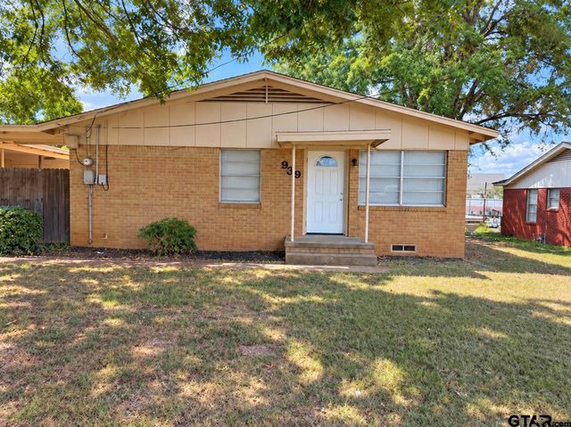 939 Magnolia, Tyler, TX 75701