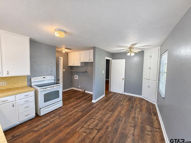 939 Magnolia, Tyler, TX 75701