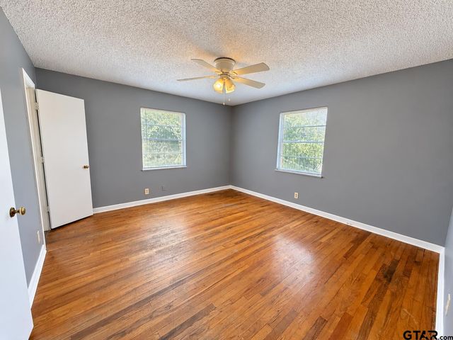 939 Magnolia, Tyler, TX 75701