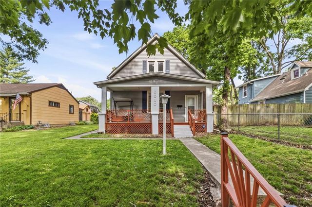 6010 Kenwood Avenue, Kansas City, MO 64110