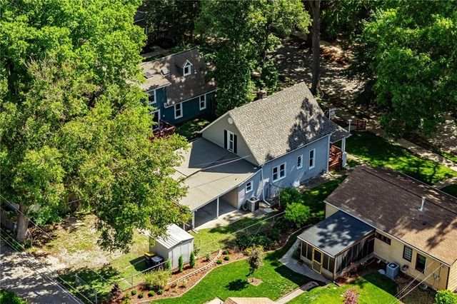 6010 Kenwood Avenue, Kansas City, MO 64110