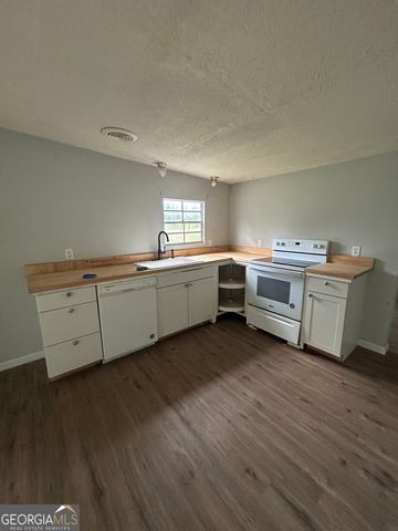 294 Turner Road, Newnan, GA 30263