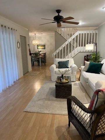 301 SE Castle Court, Port St. Lucie, Port St Lucie, FL 34952