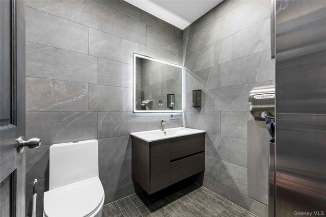 342 Ridgewood Avenue, Brooklyn, NY 11208