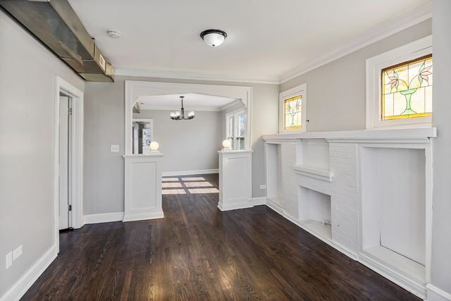 6633 S Campbell Avenue, Chicago, IL 60629