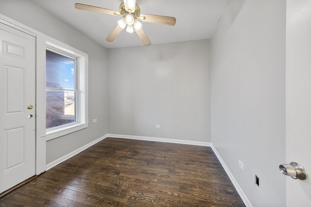 6633 S Campbell Avenue, Chicago, IL 60629