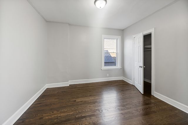 6633 S Campbell Avenue, Chicago, IL 60629