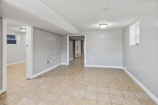 6633 S Campbell Avenue, Chicago, IL 60629