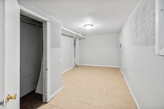 6633 S Campbell Avenue, Chicago, IL 60629