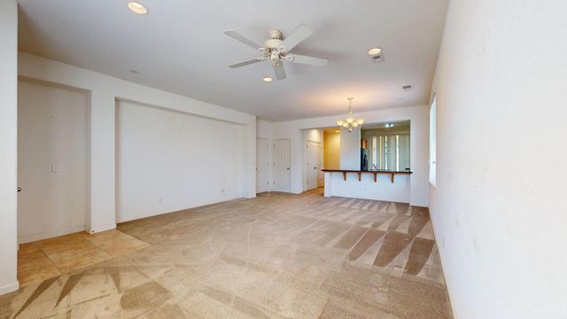 7392 Robinson, Fresno, CA 93737